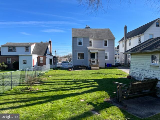 CLIFTON HEIGHTS - Residential