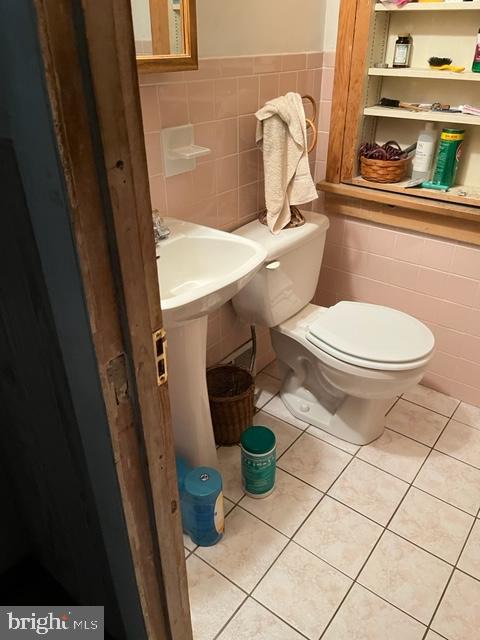 CLIFTON HEIGHTS - Residential