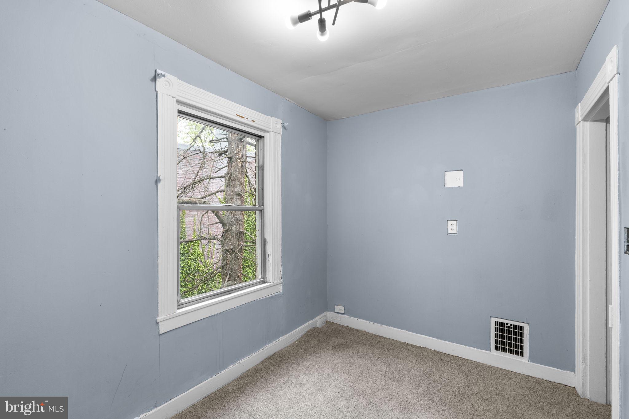 IRVINGTON - Residential
