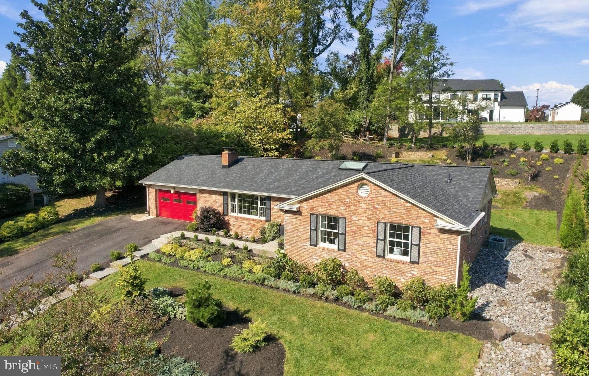 7603 Shadywood Road