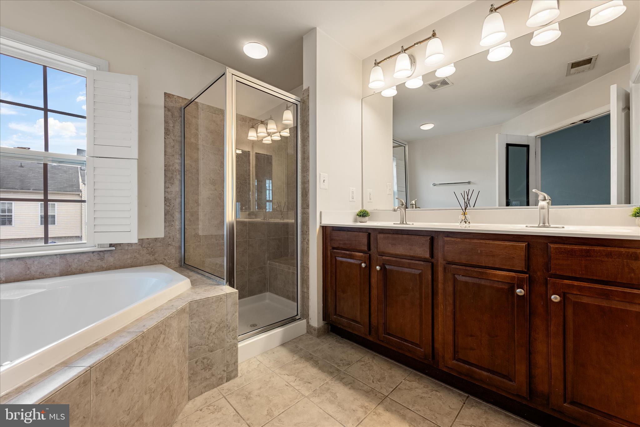 STONE RIDGE SOUTH - Residential