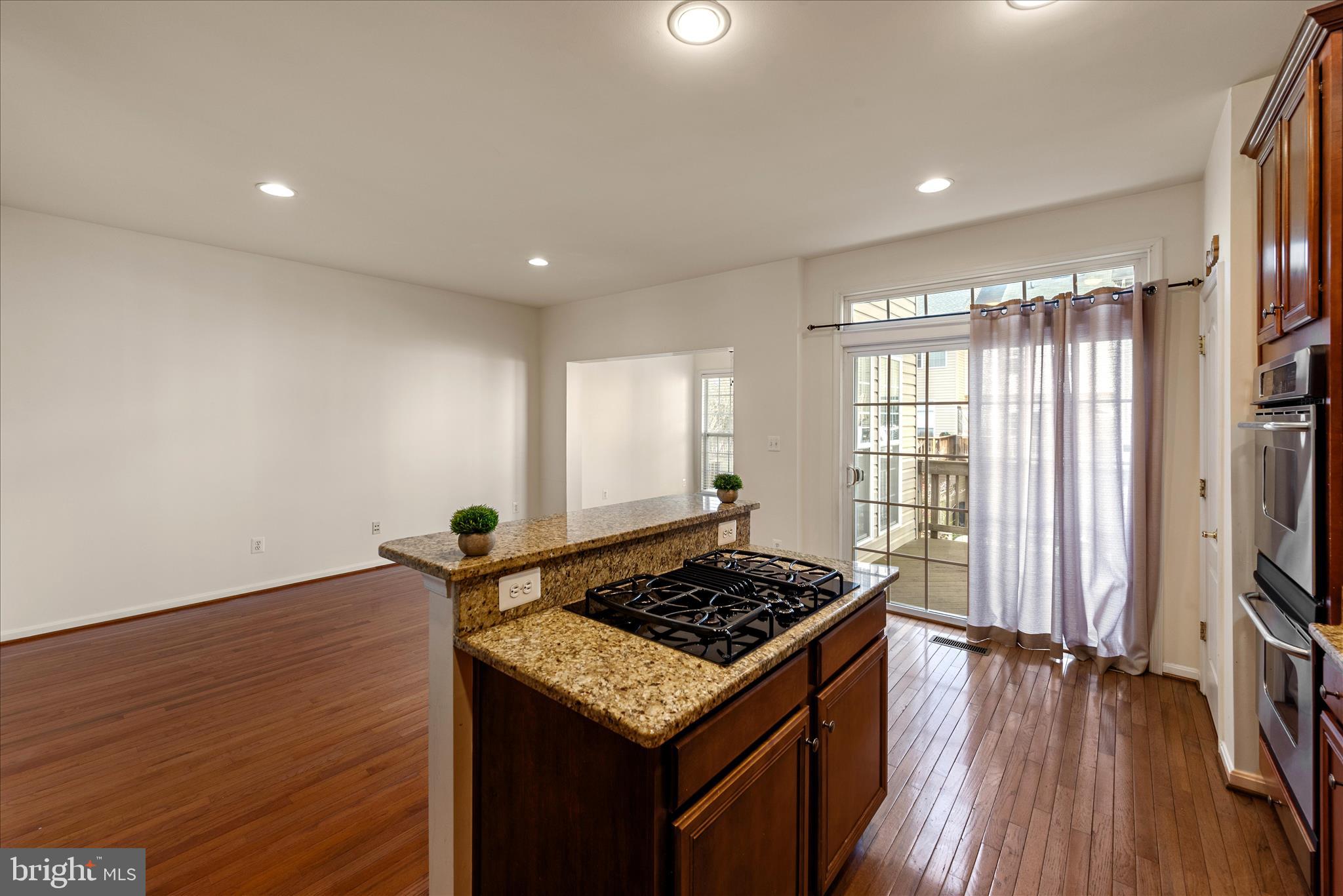 STONE RIDGE SOUTH - Residential