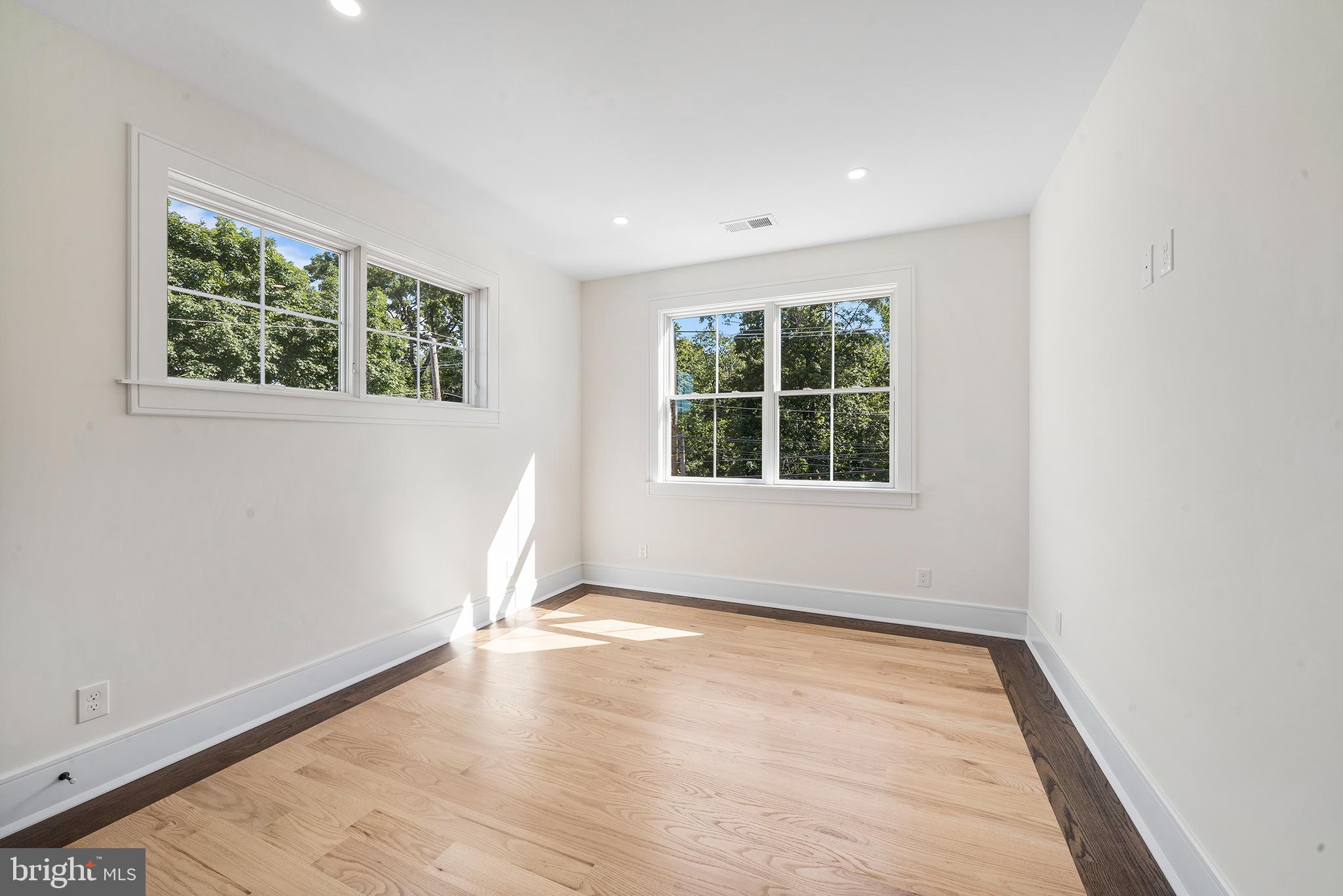 WEST WAYNE - Residential