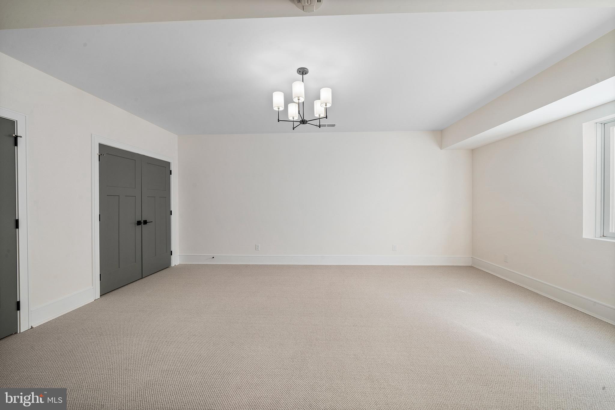 WEST WAYNE - Residential