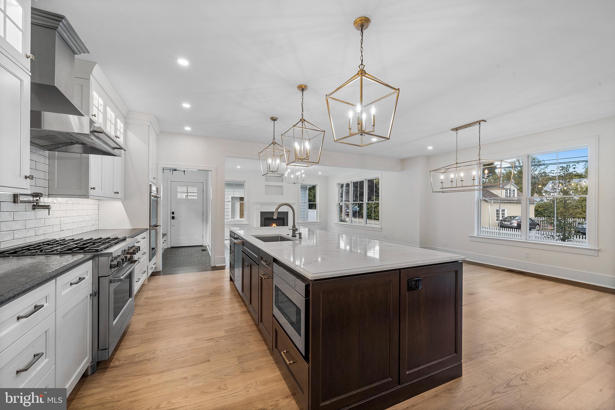 WEST WAYNE - Residential