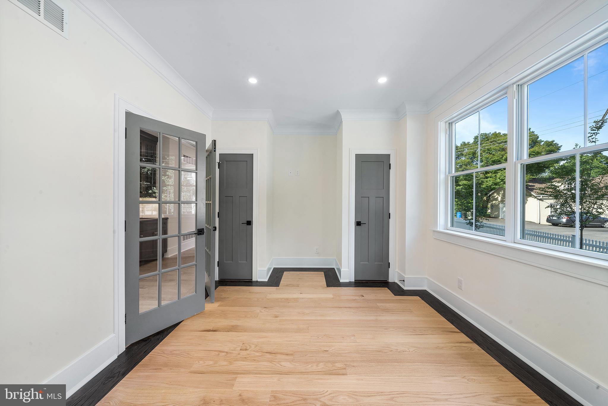 WEST WAYNE - Residential