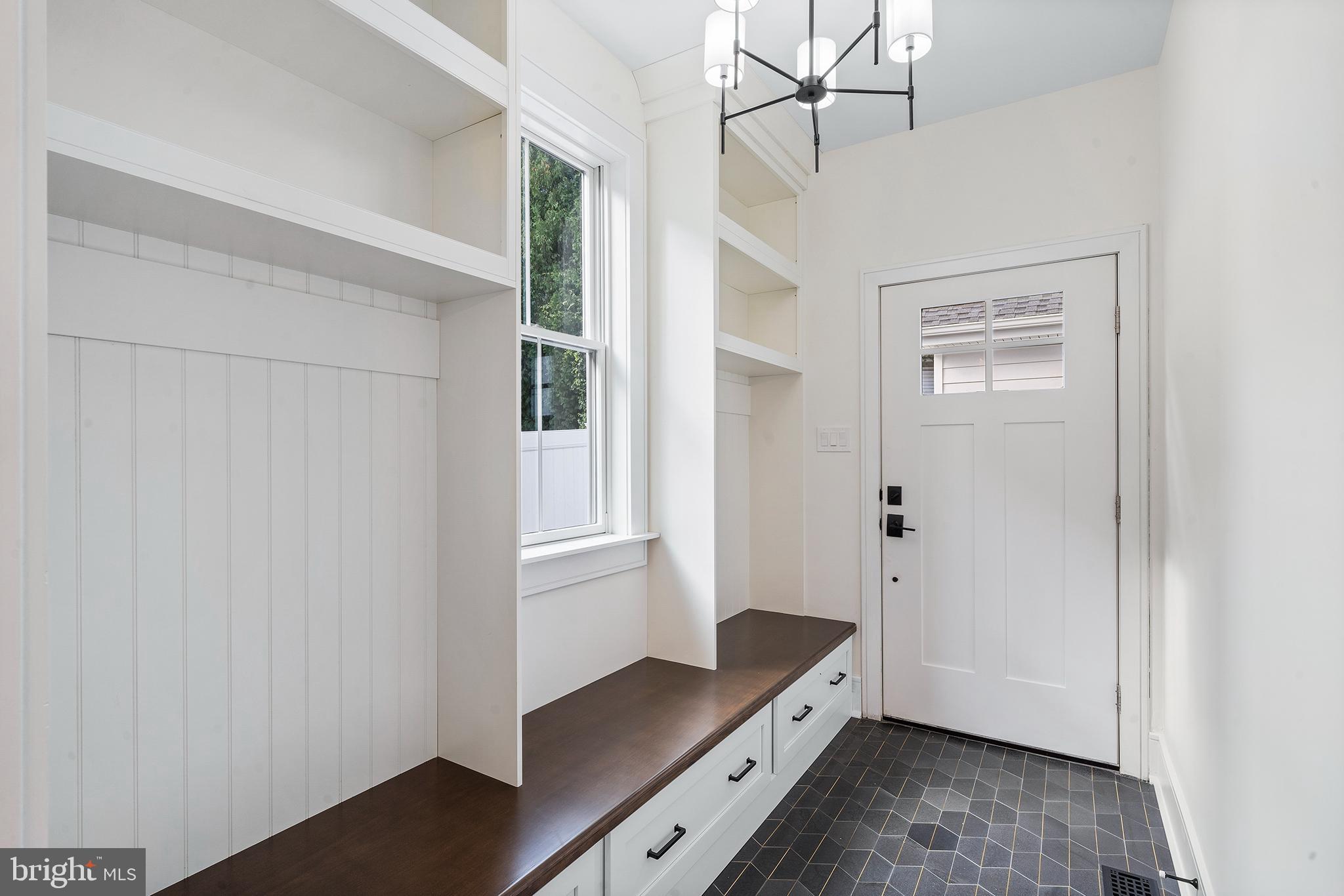 WEST WAYNE - Residential