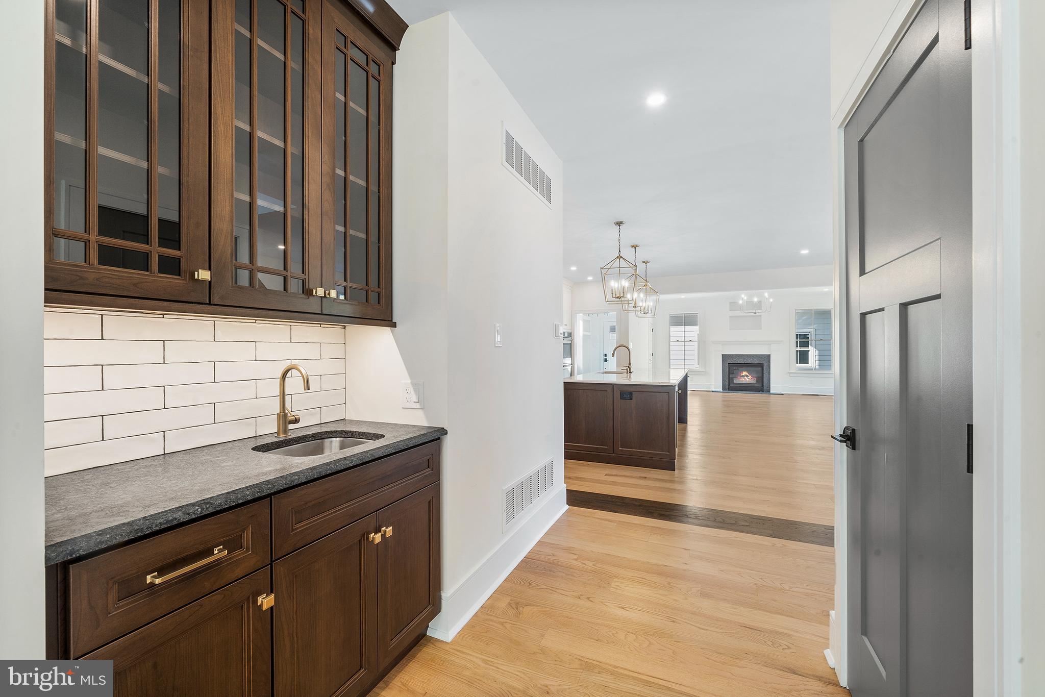 WEST WAYNE - Residential