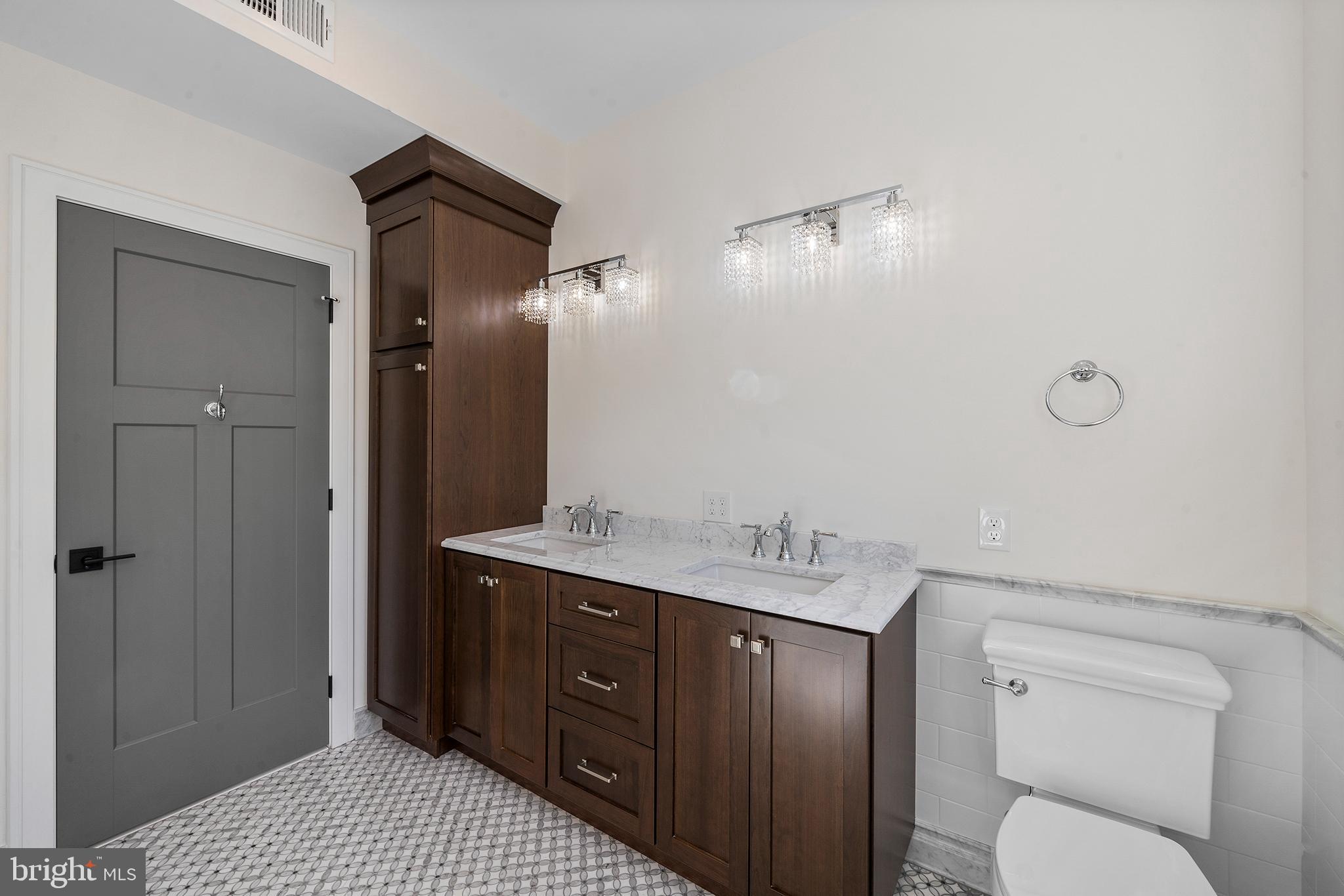 WEST WAYNE - Residential