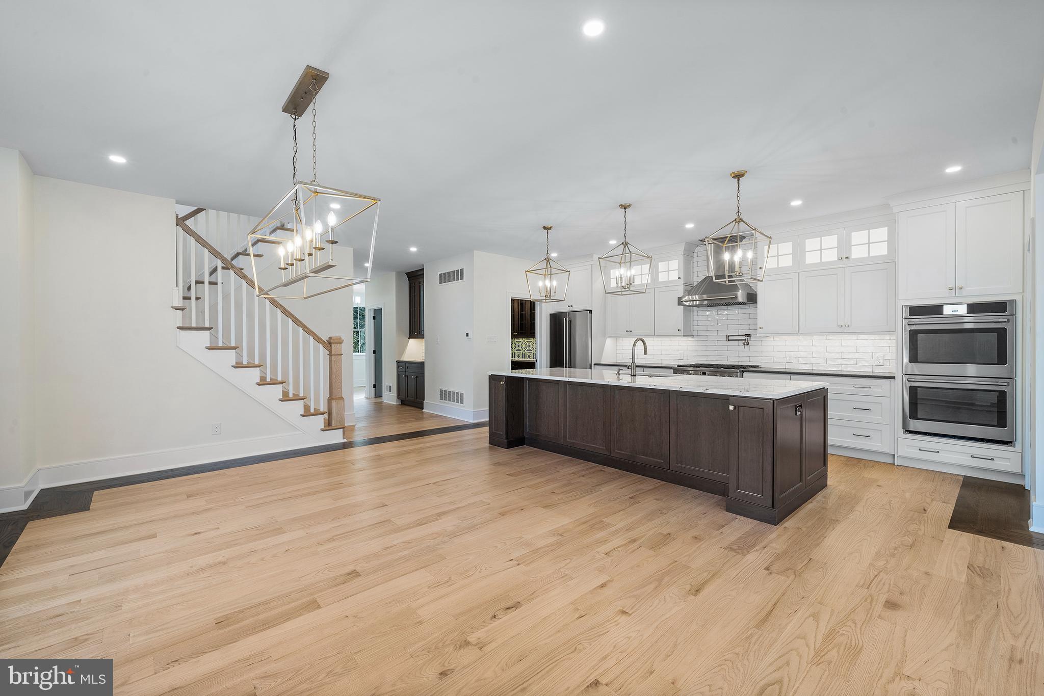 WEST WAYNE - Residential