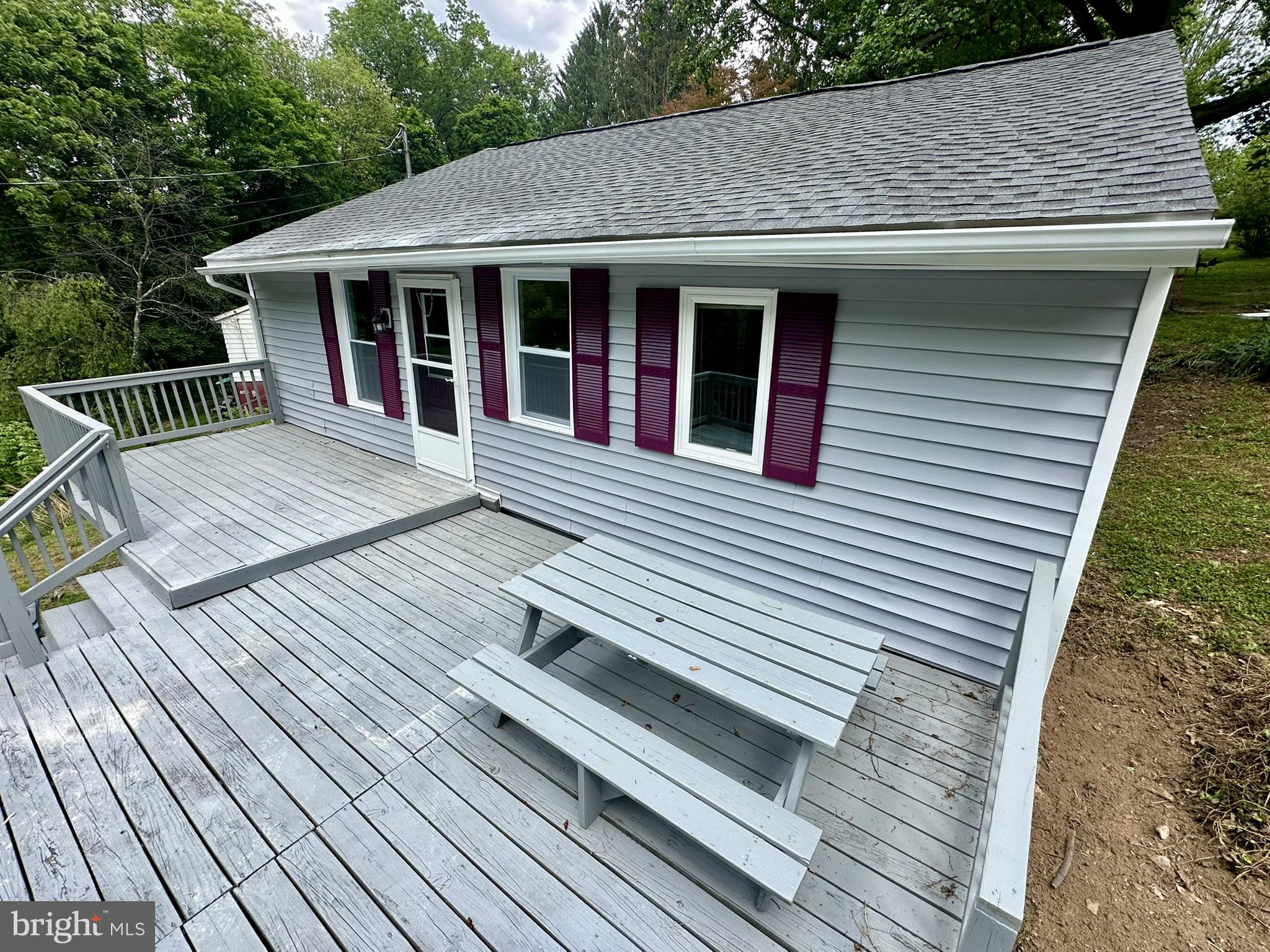 EAST MANCHESTER TWP. - Residential