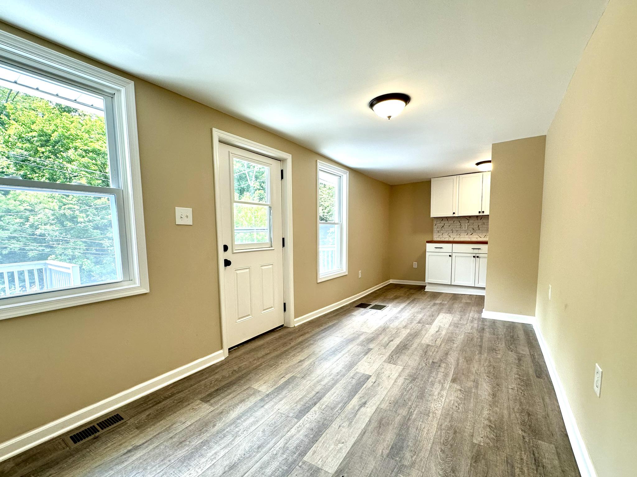 EAST MANCHESTER TWP. - Residential