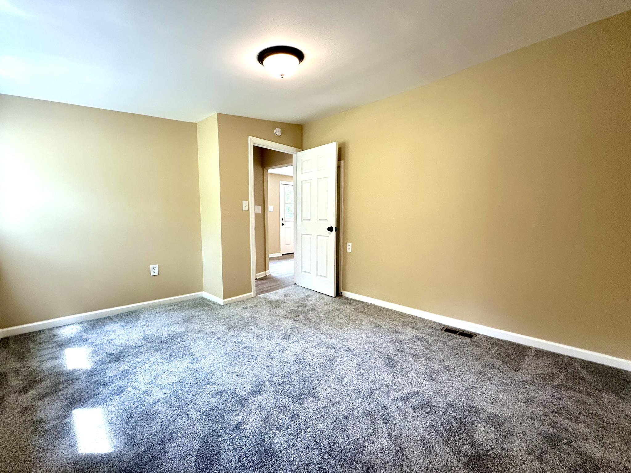 EAST MANCHESTER TWP. - Residential