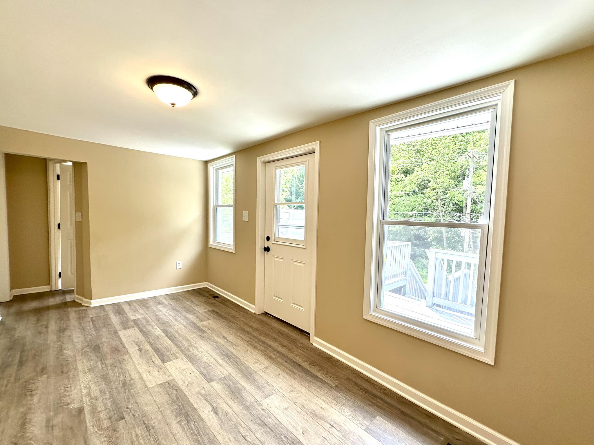EAST MANCHESTER TWP. - Residential