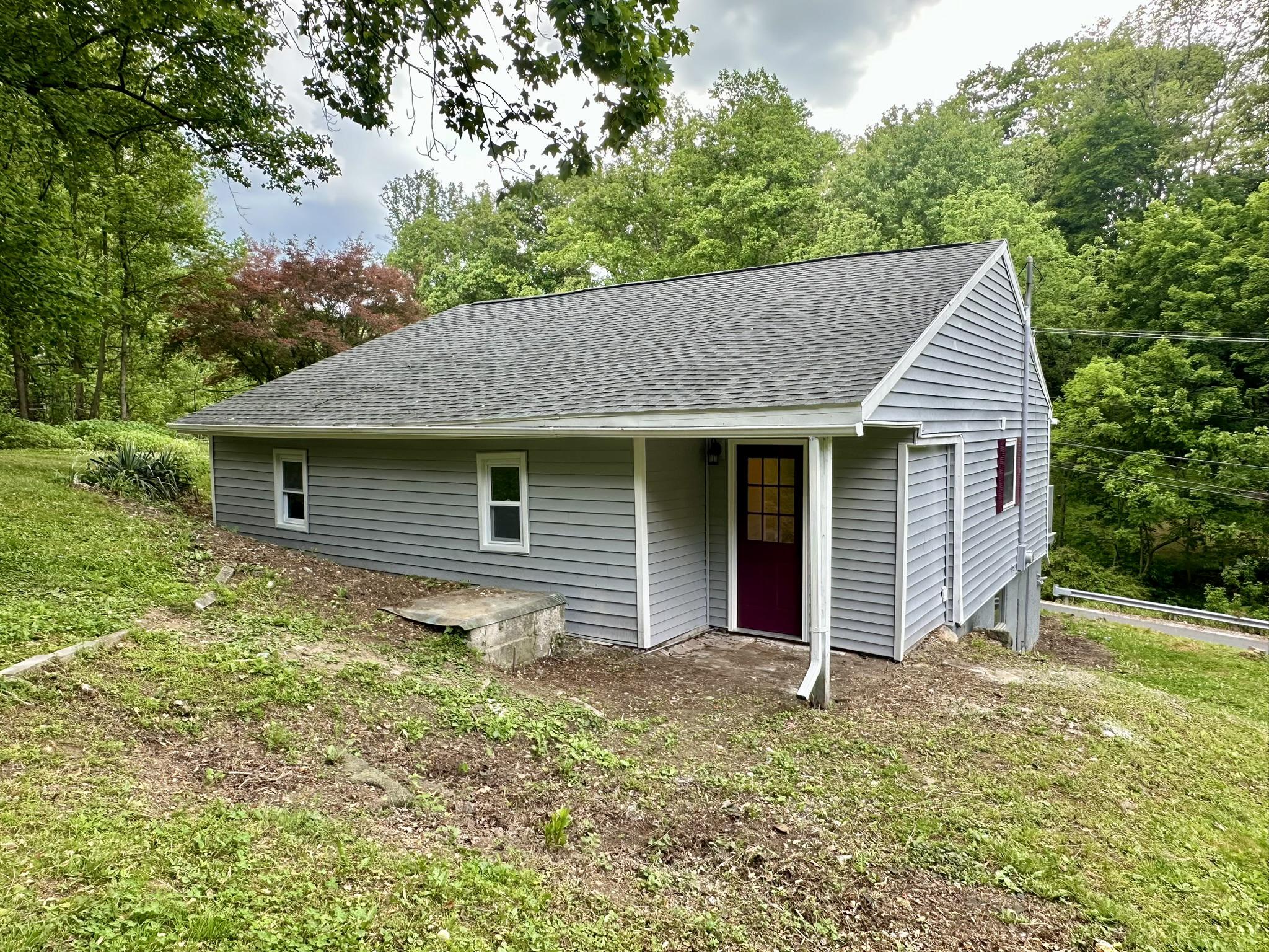 EAST MANCHESTER TWP. - Residential