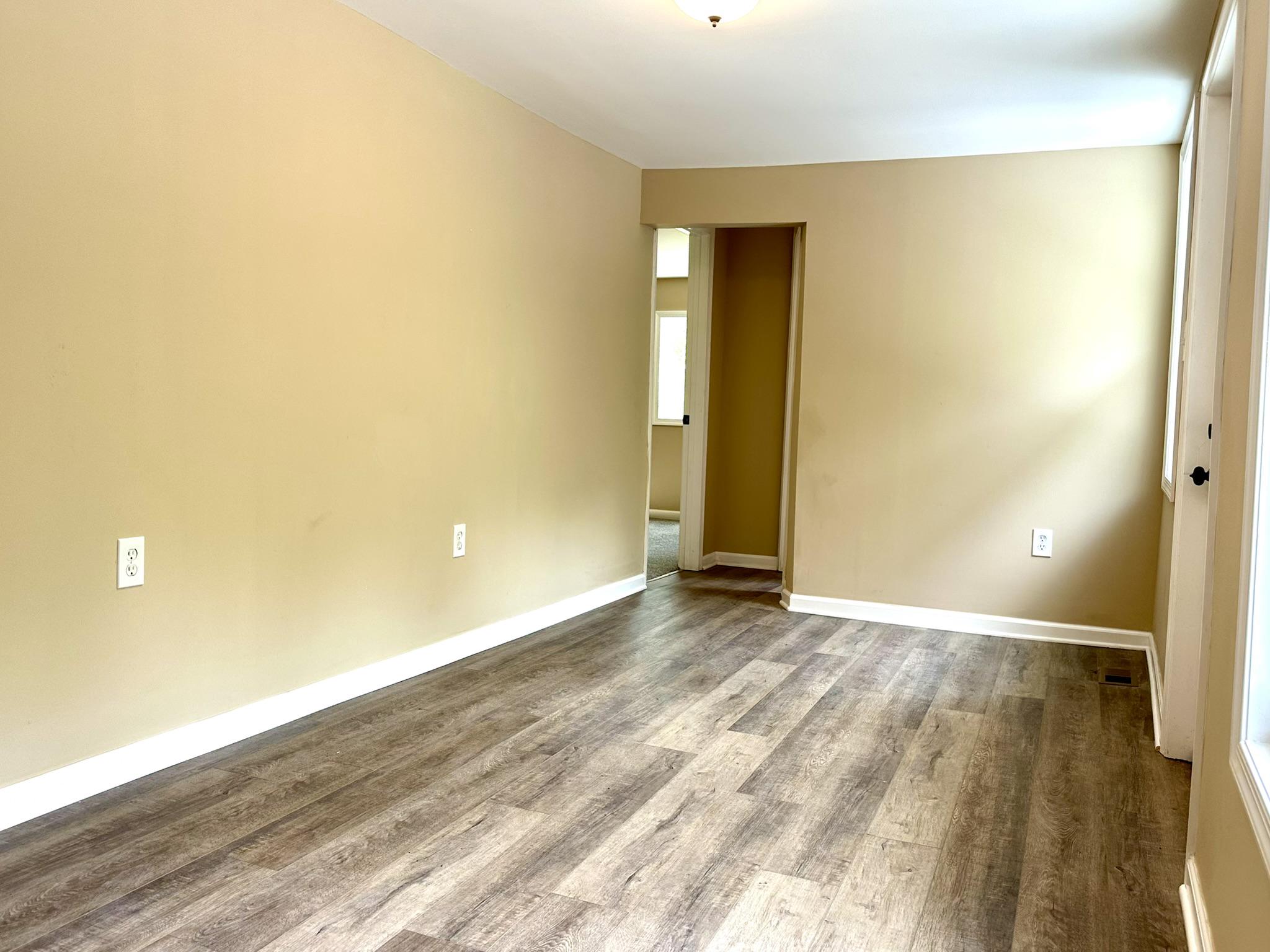 EAST MANCHESTER TWP. - Residential