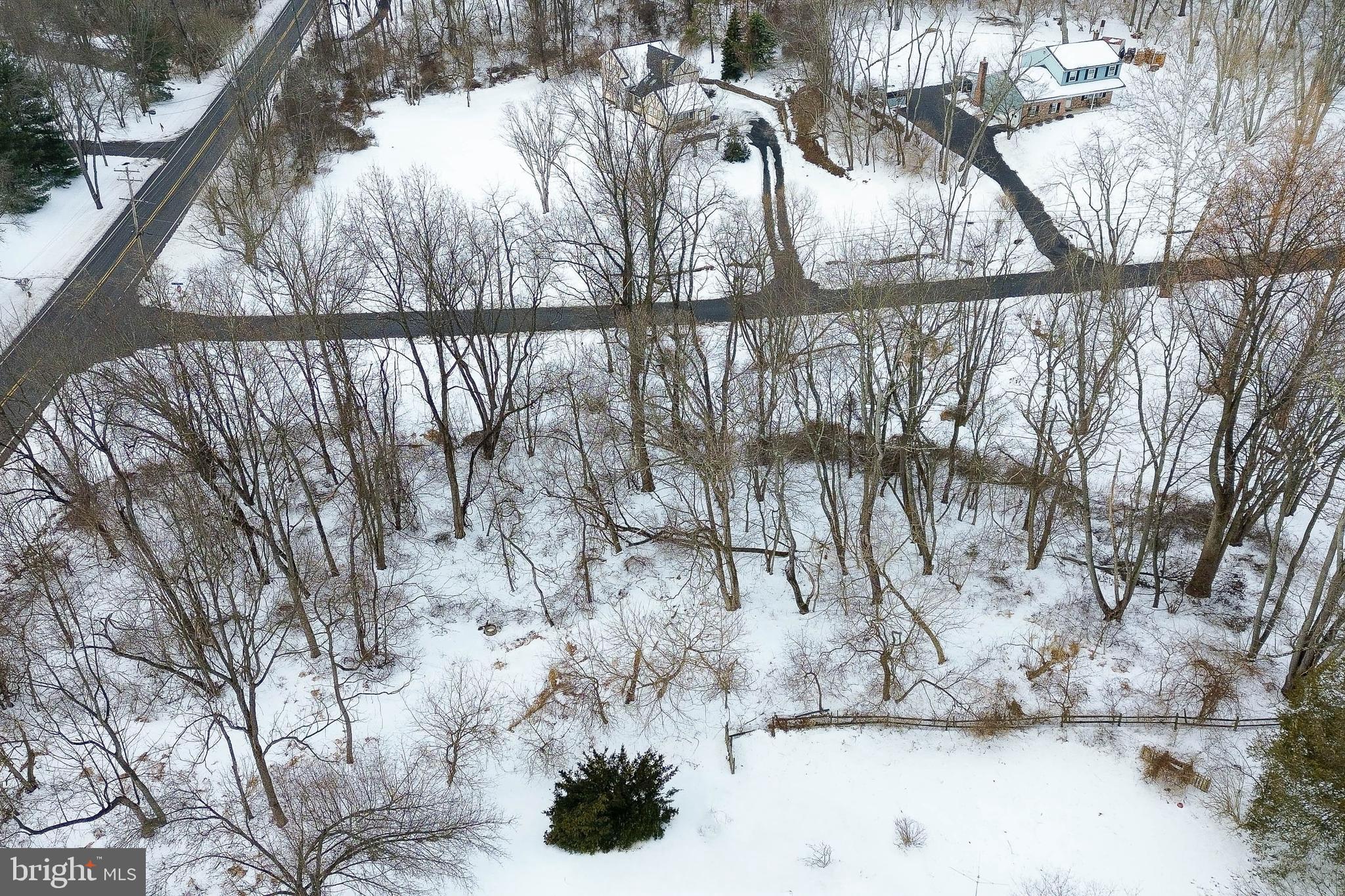 POCOPSON CREEK - Land