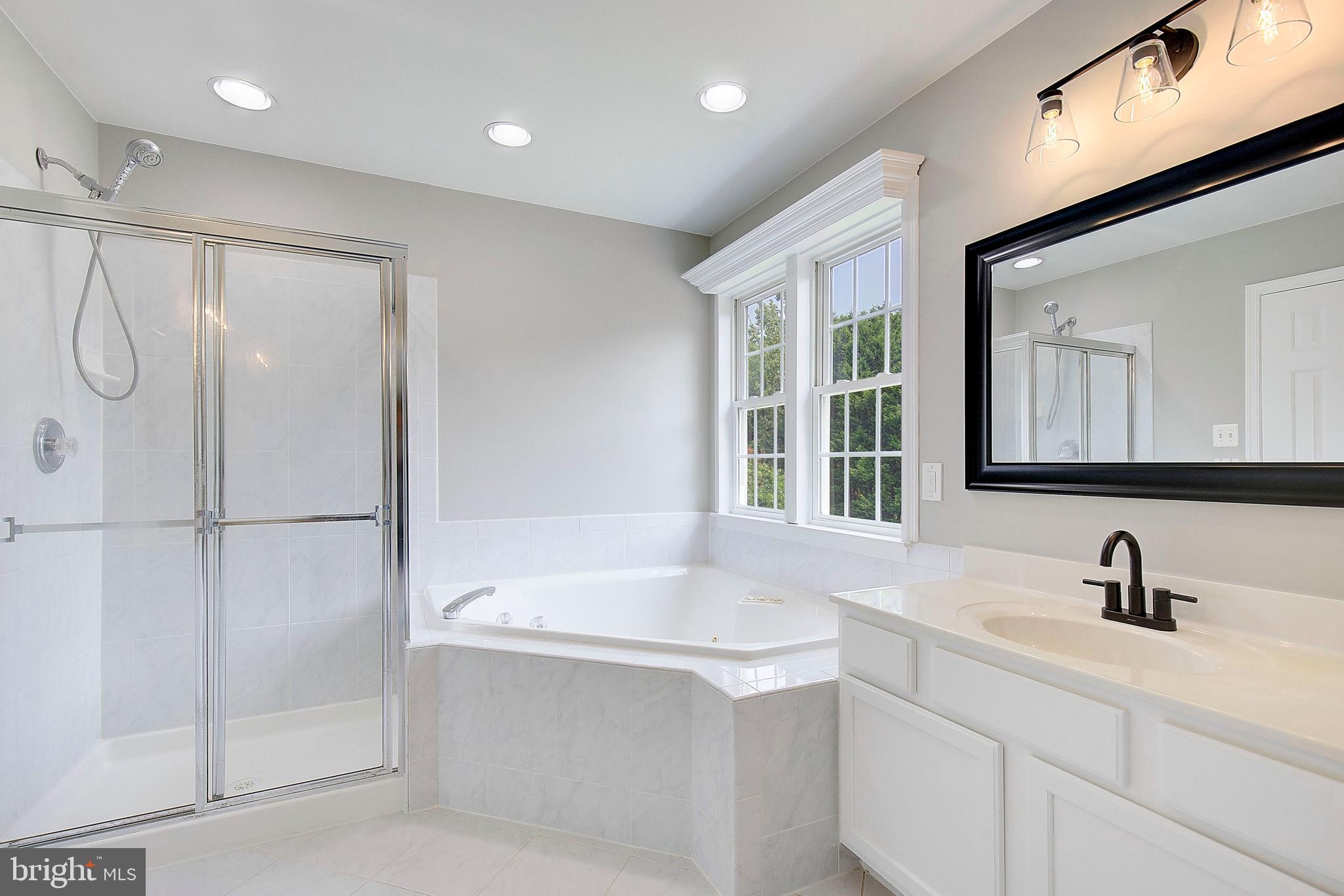 CROFTON VALLEY - Residential