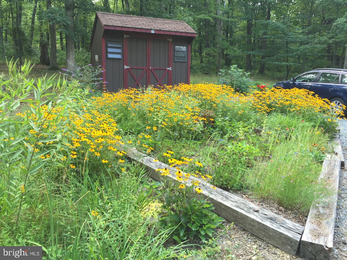 SEELY PINE ACRES - Residential