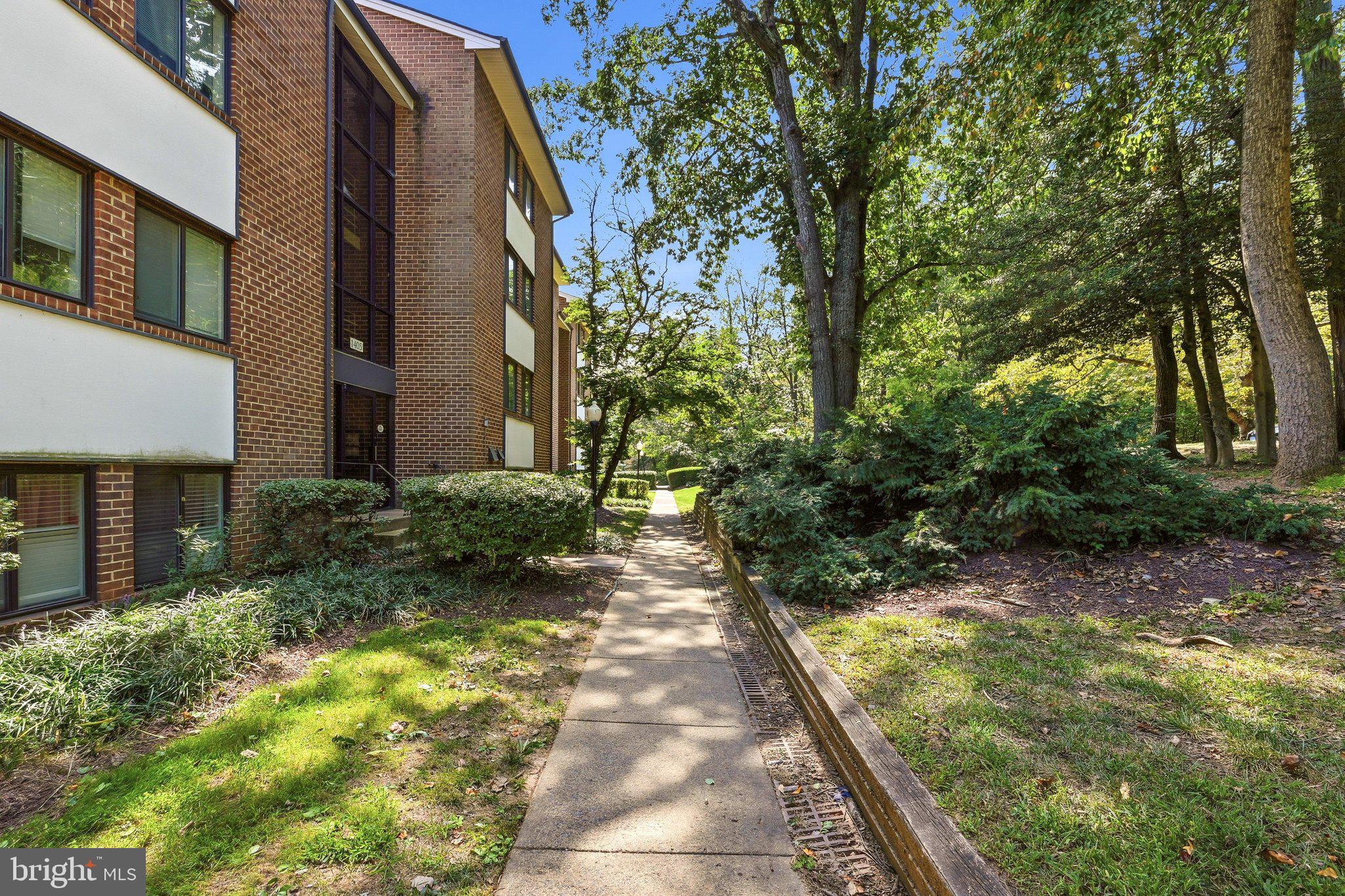 1405 NORTHGATE SQUARE 32B