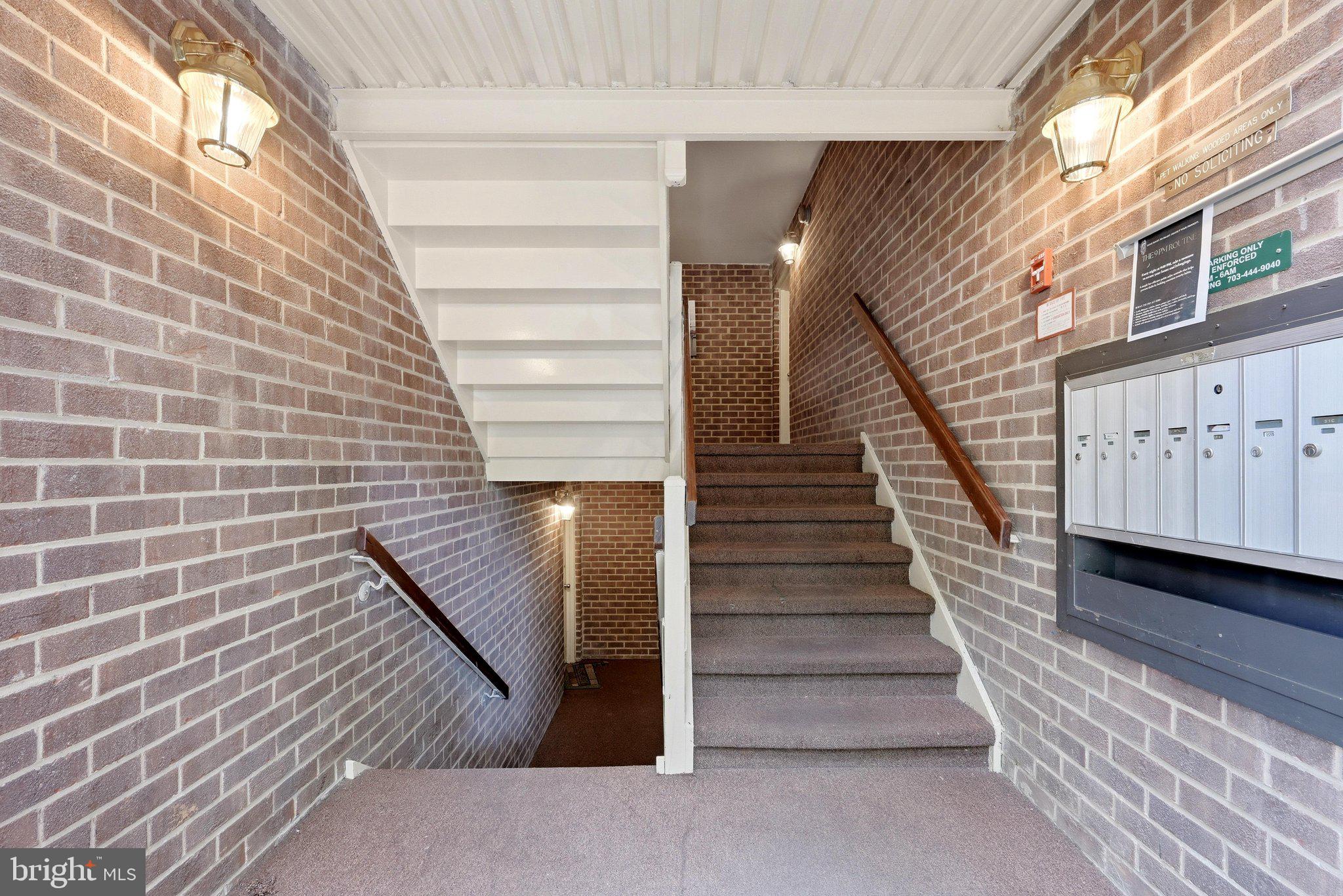 1405 NORTHGATE SQUARE 32B