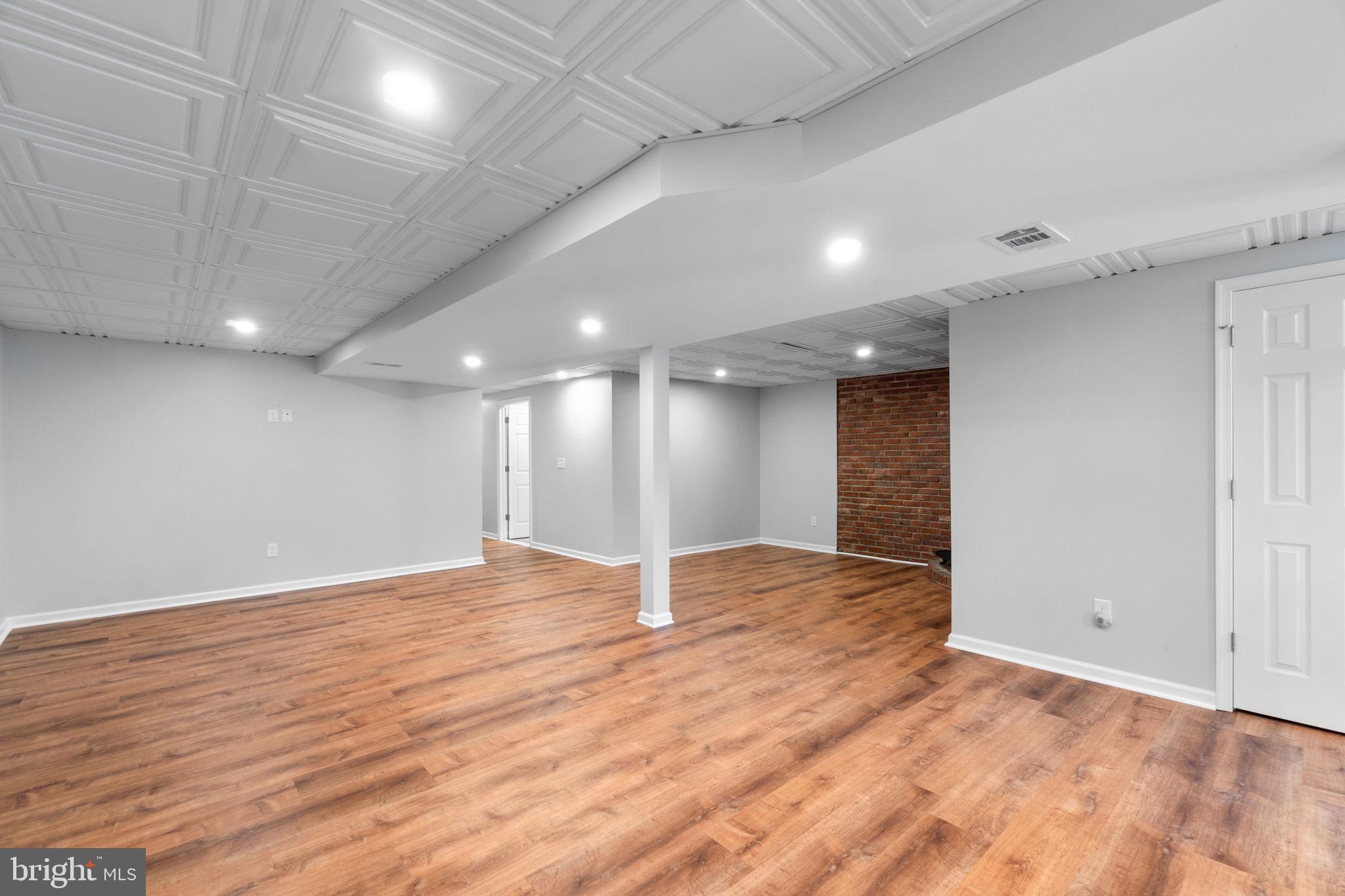 CANDLEWICKE - Residential