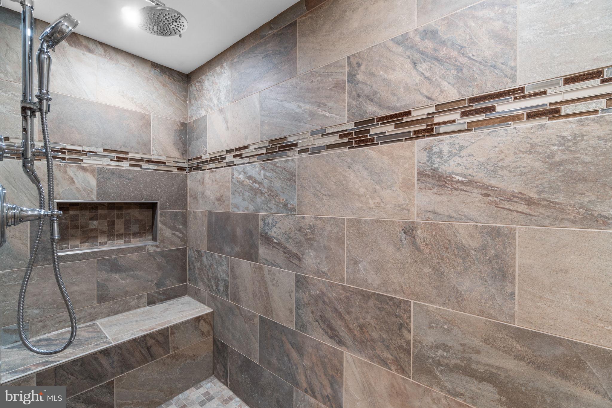 CANDLEWICKE - Residential