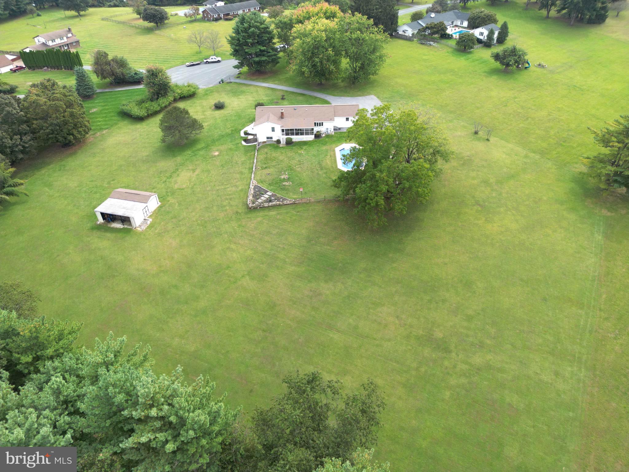 CANDLEWICKE - Residential