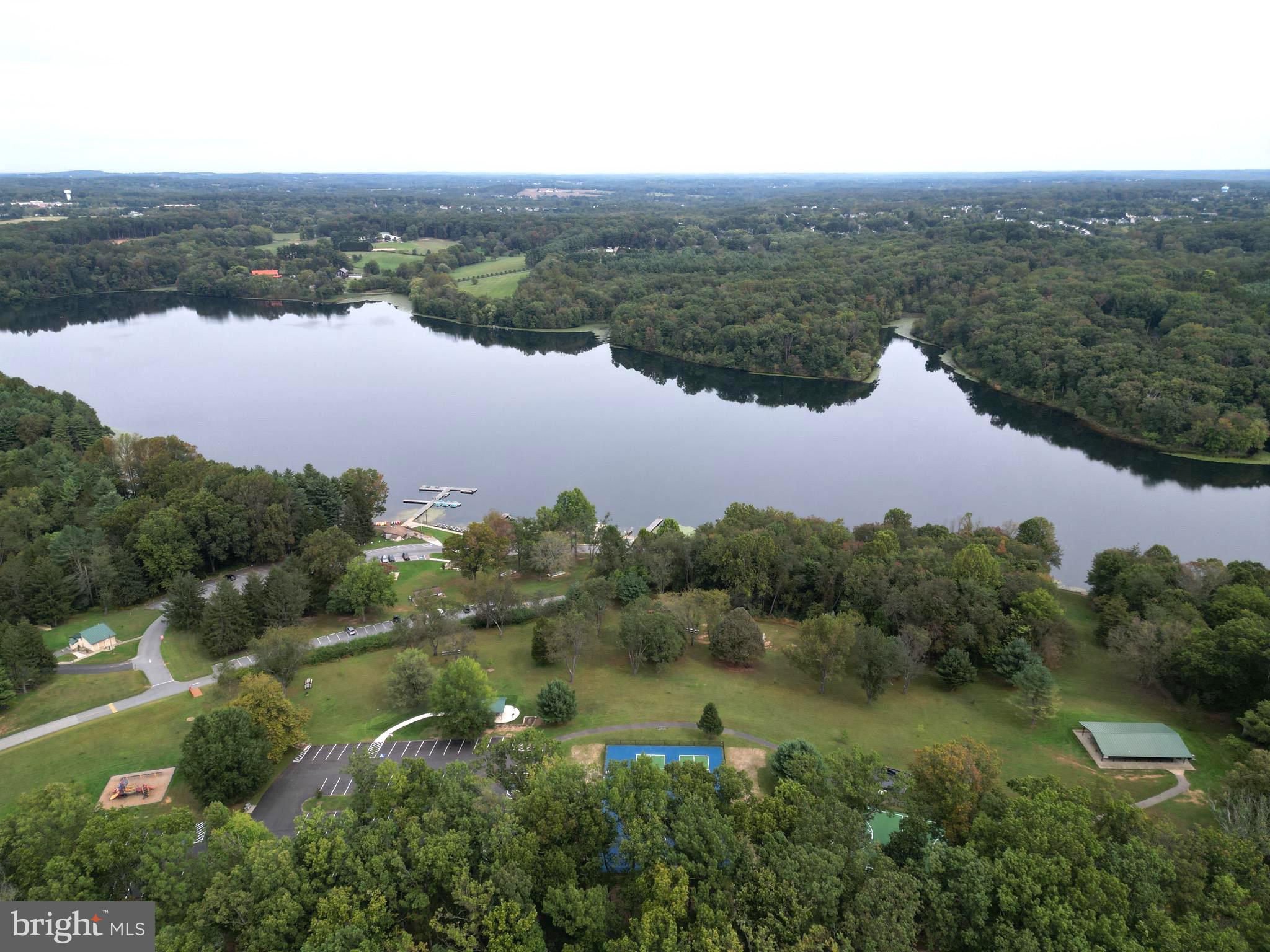 CANDLEWICKE - Residential