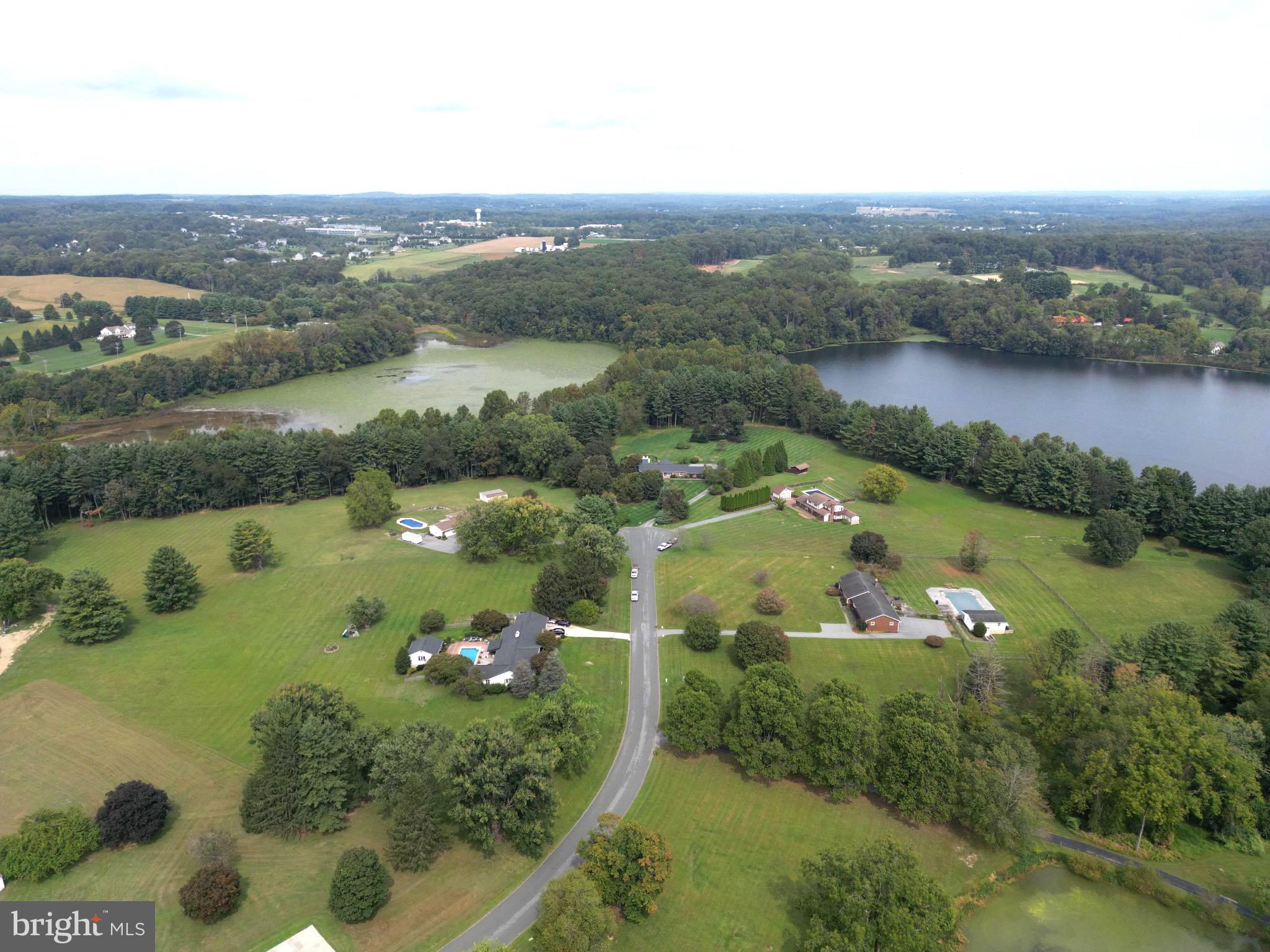 CANDLEWICKE - Residential