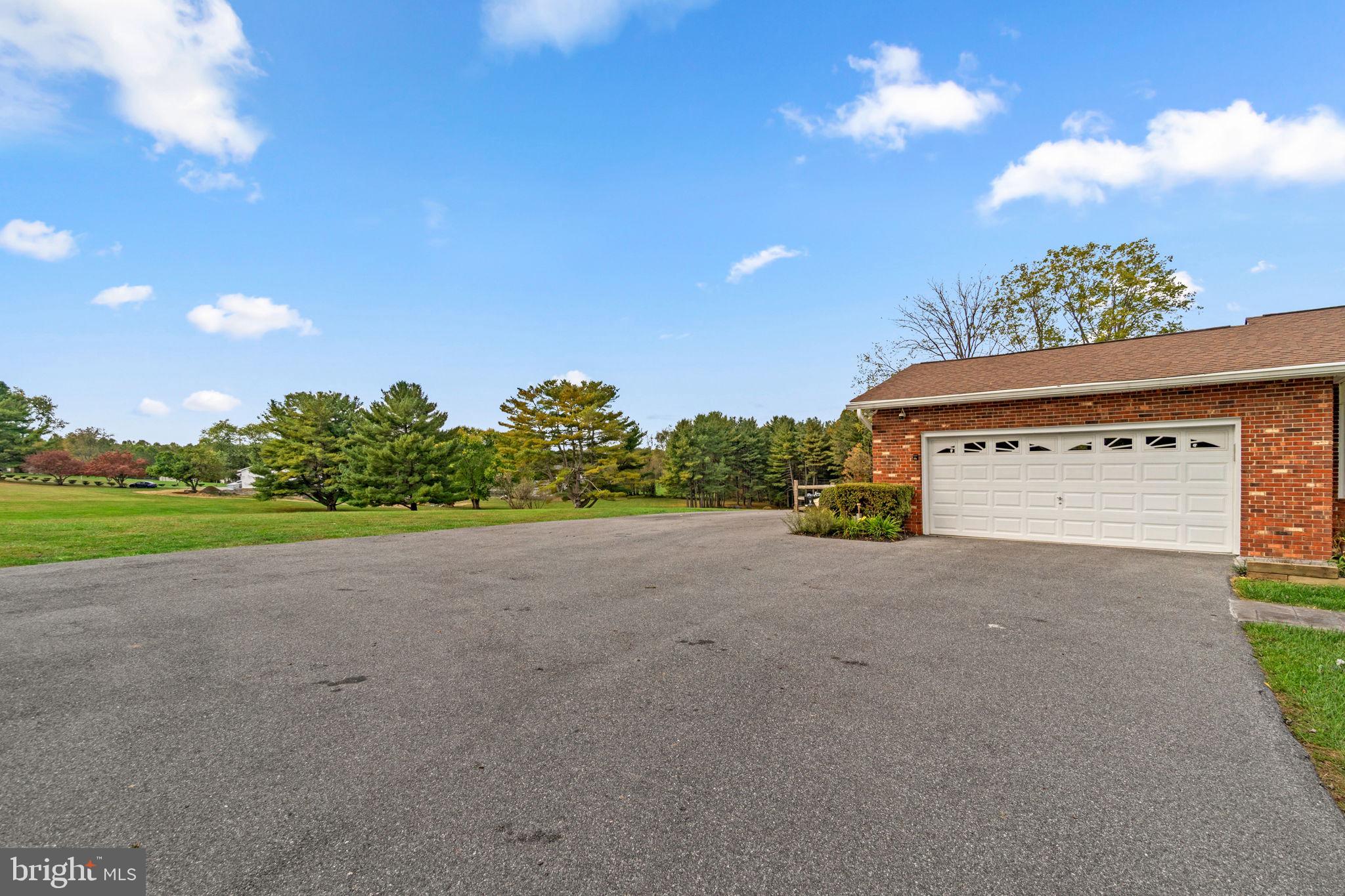 CANDLEWICKE - Residential