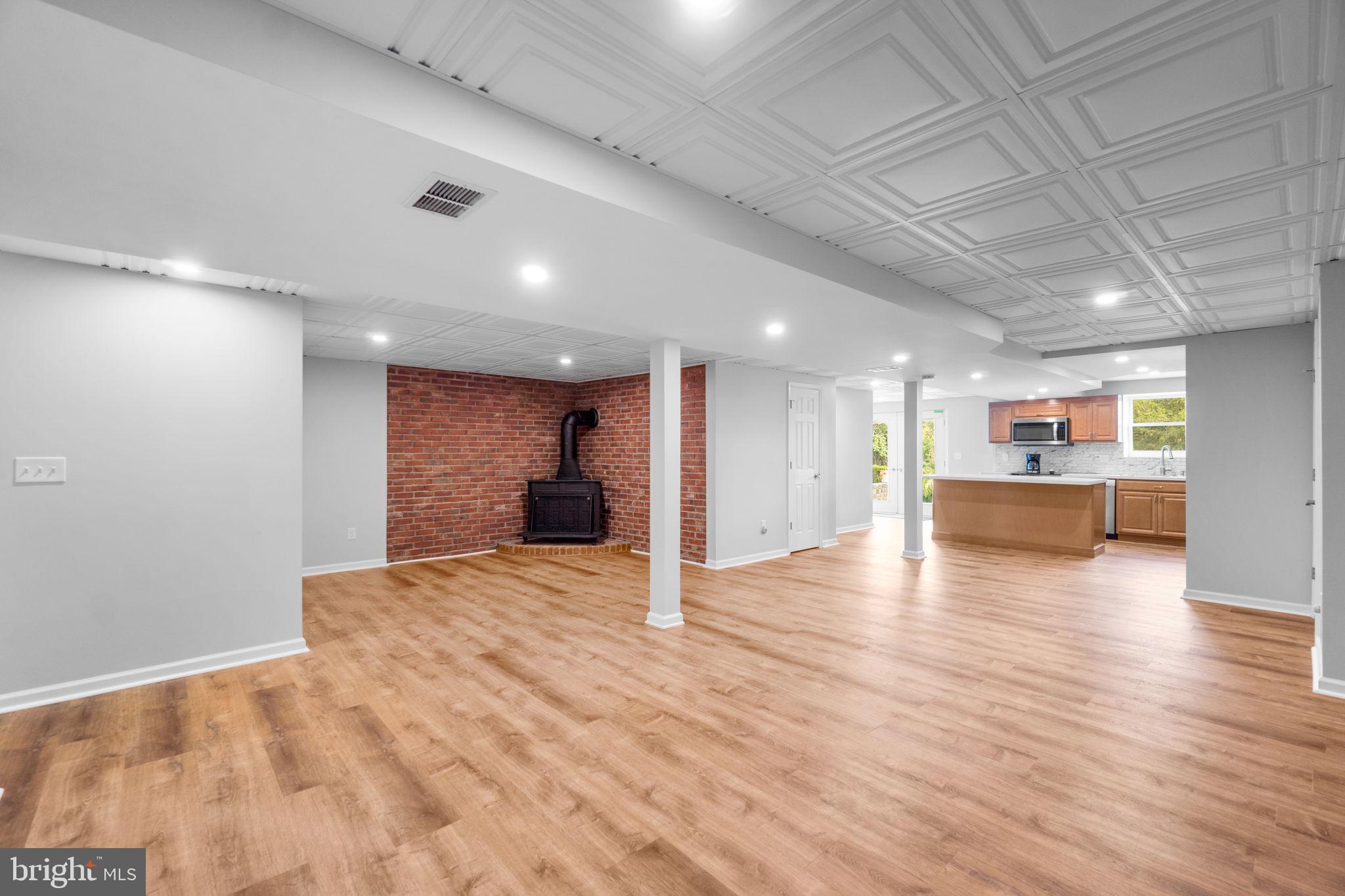 CANDLEWICKE - Residential