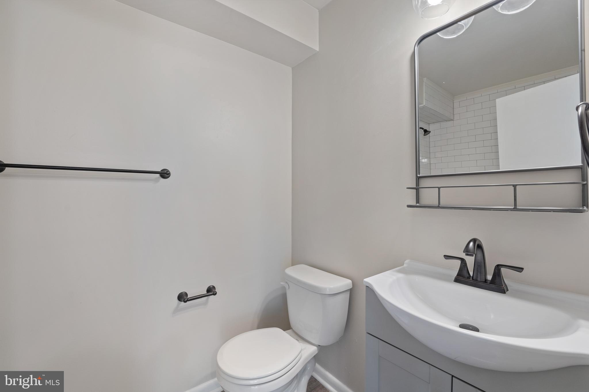 BREEZEWOOD FOREST - Residential Lease