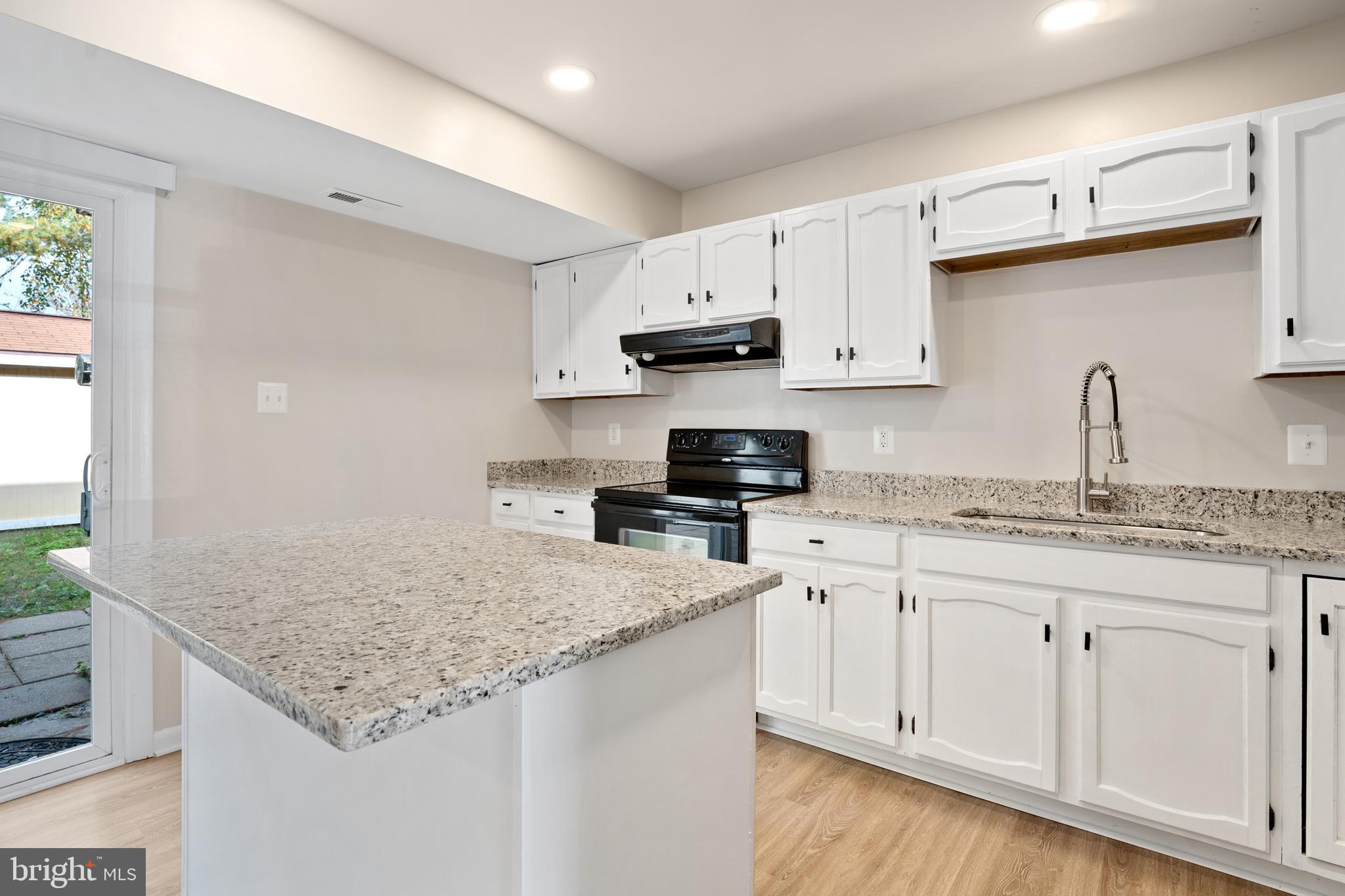 BREEZEWOOD FOREST - Residential Lease