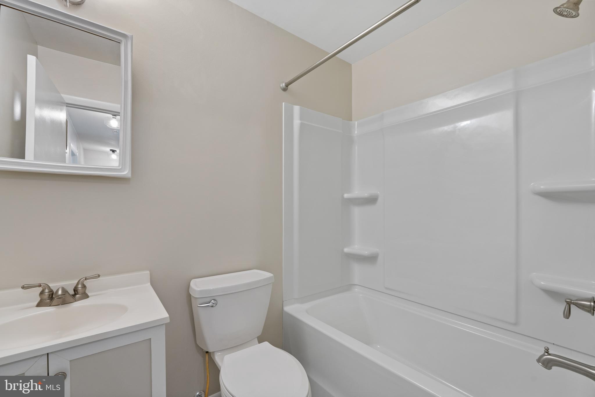 BREEZEWOOD FOREST - Residential Lease