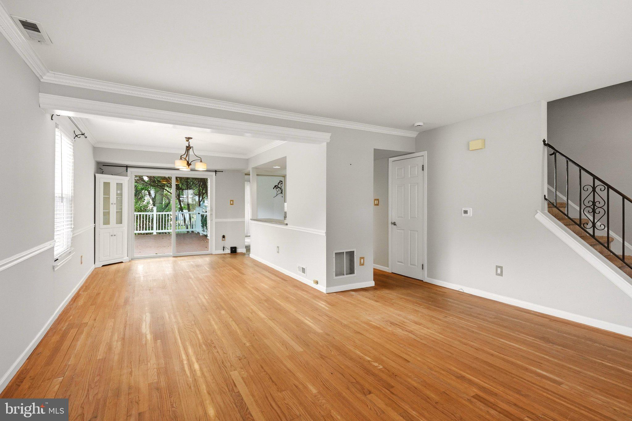 104 CRESCENT HOLLOW DRIVE