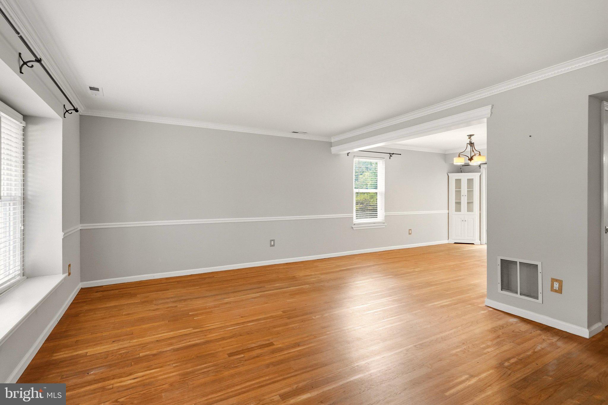 104 CRESCENT HOLLOW DRIVE