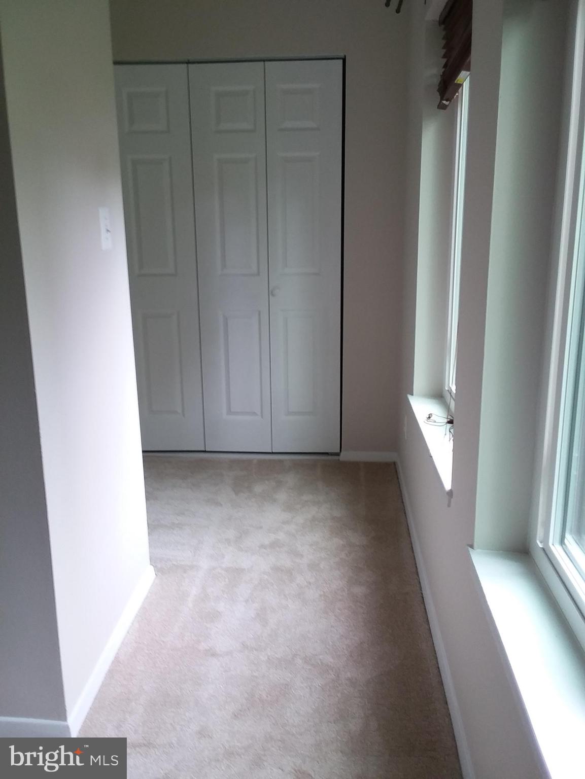 GEORGETOWN VILLAGE - Residential Lease