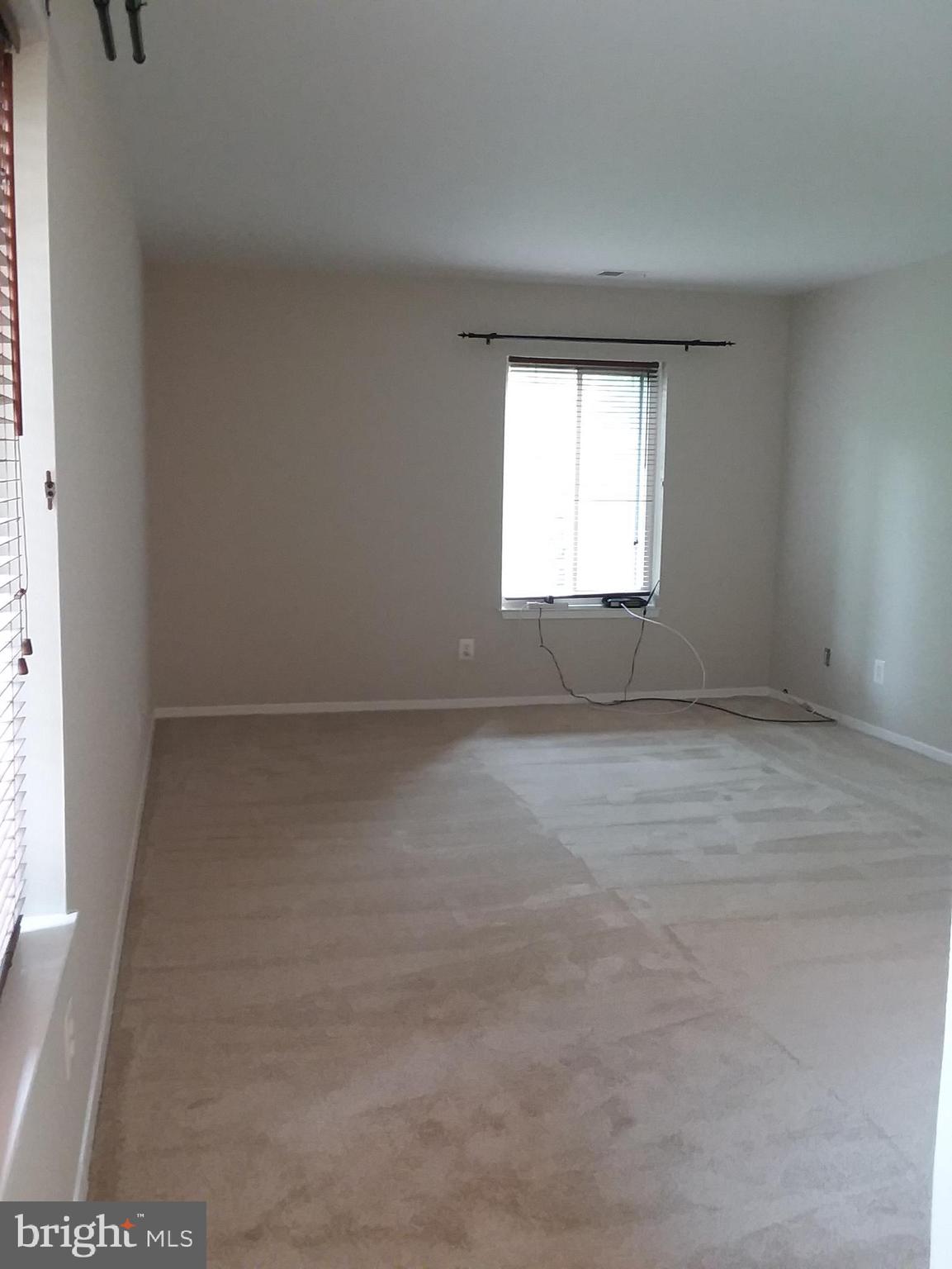 GEORGETOWN VILLAGE - Residential Lease