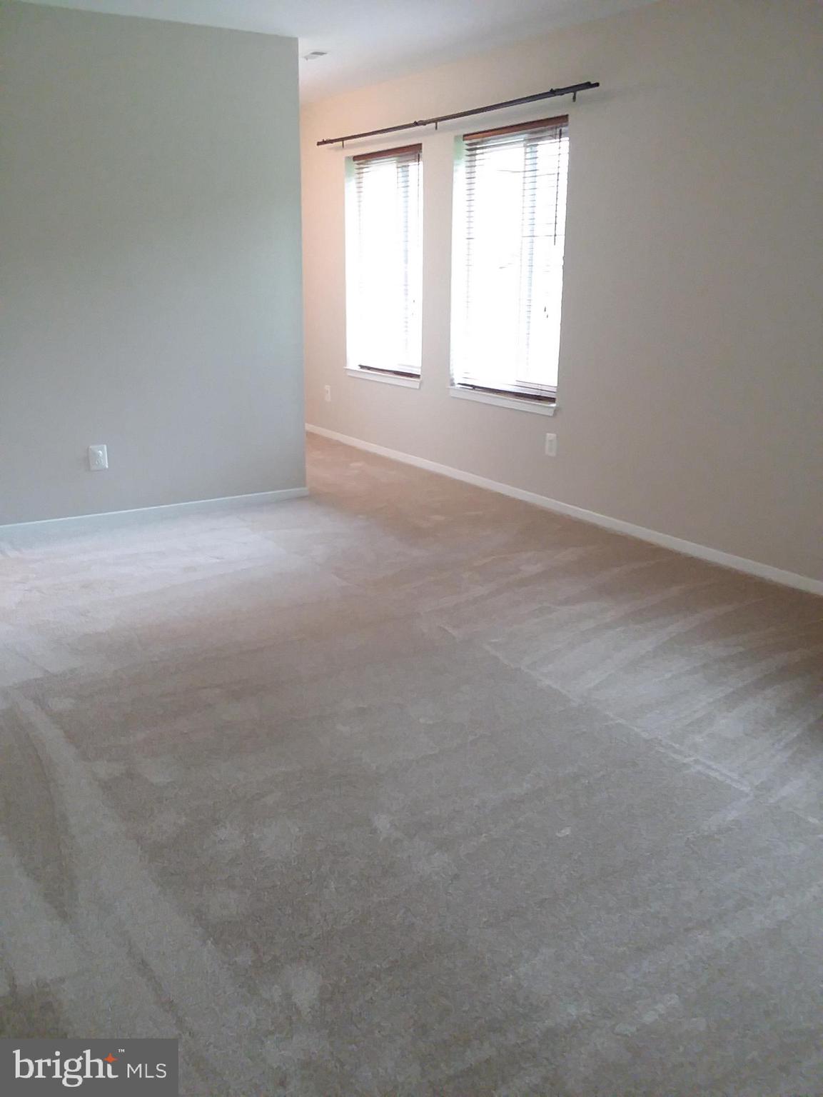 GEORGETOWN VILLAGE - Residential Lease