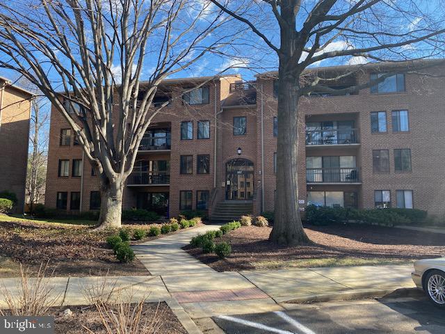 GEORGETOWN VILLAGE - Residential Lease