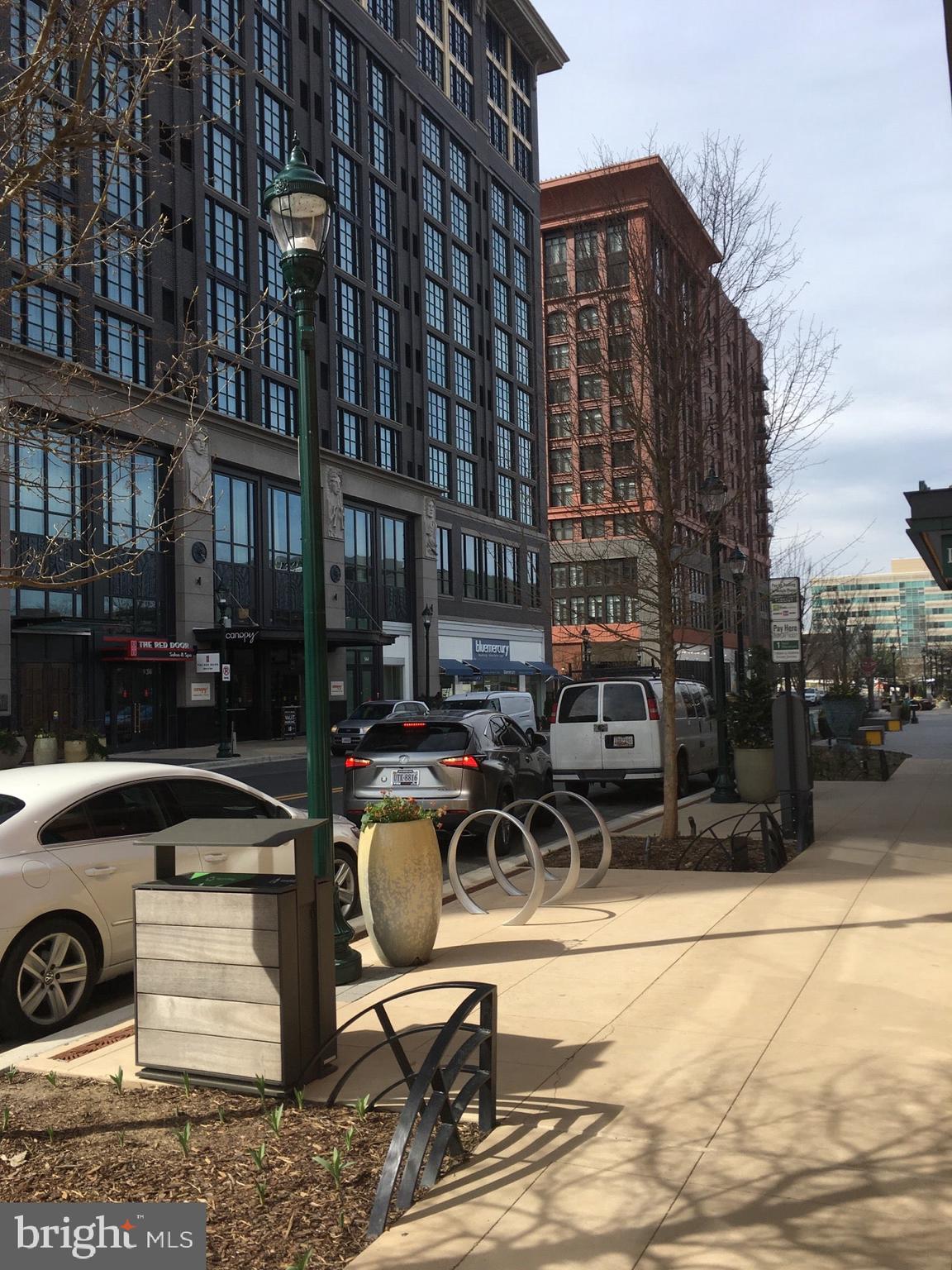 GEORGETOWN VILLAGE - Residential Lease