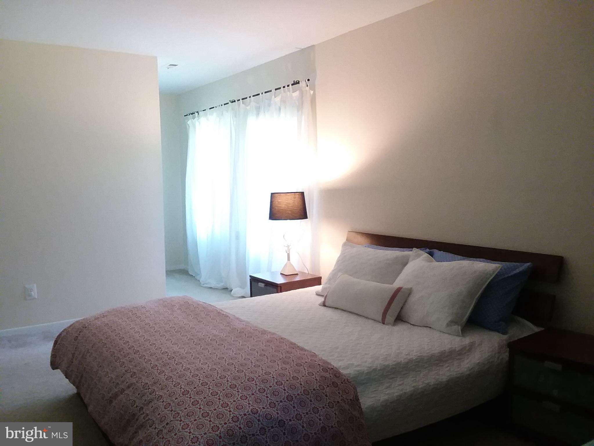 GEORGETOWN VILLAGE - Residential Lease