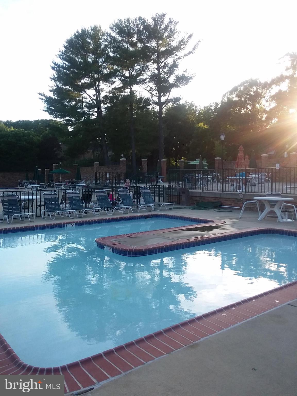 GEORGETOWN VILLAGE - Residential Lease