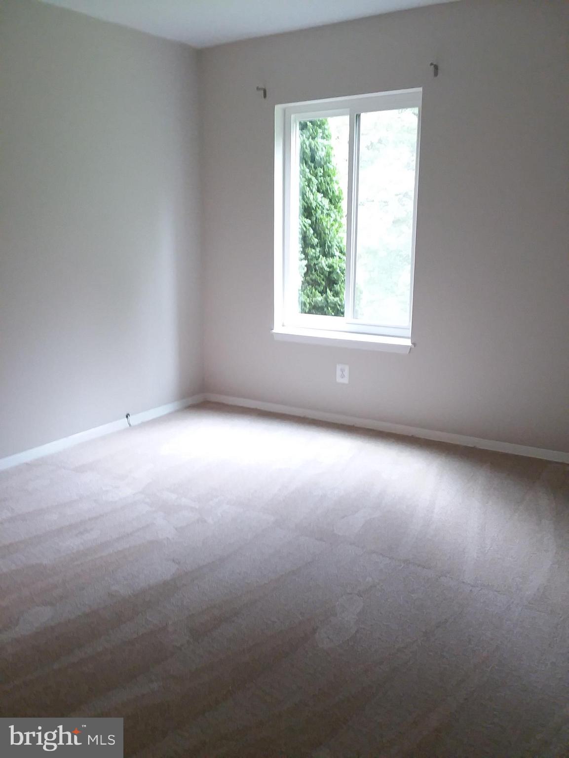 GEORGETOWN VILLAGE - Residential Lease