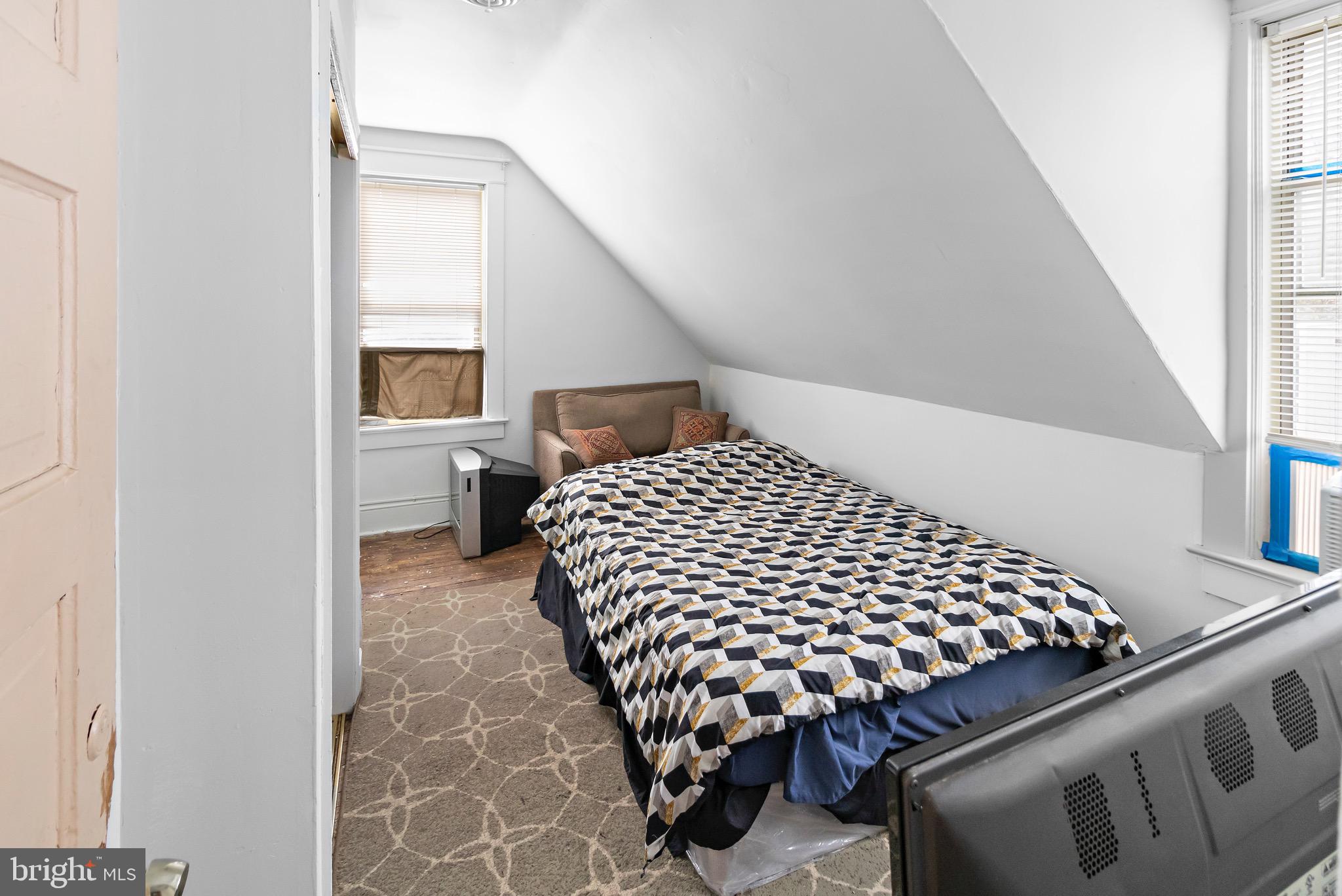 BRADBURY HEIGHTS - Residential