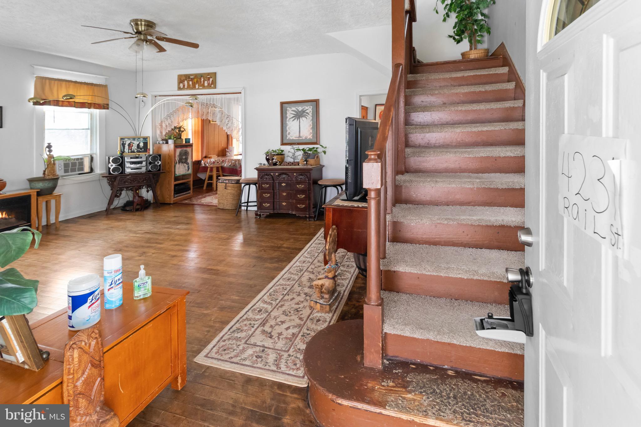 BRADBURY HEIGHTS - Residential