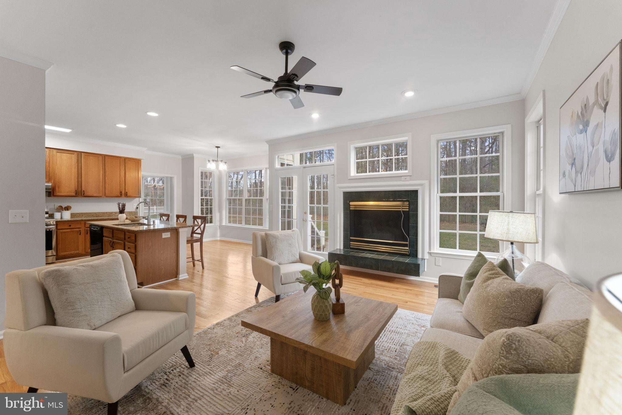 HARBOR POINT - Residential