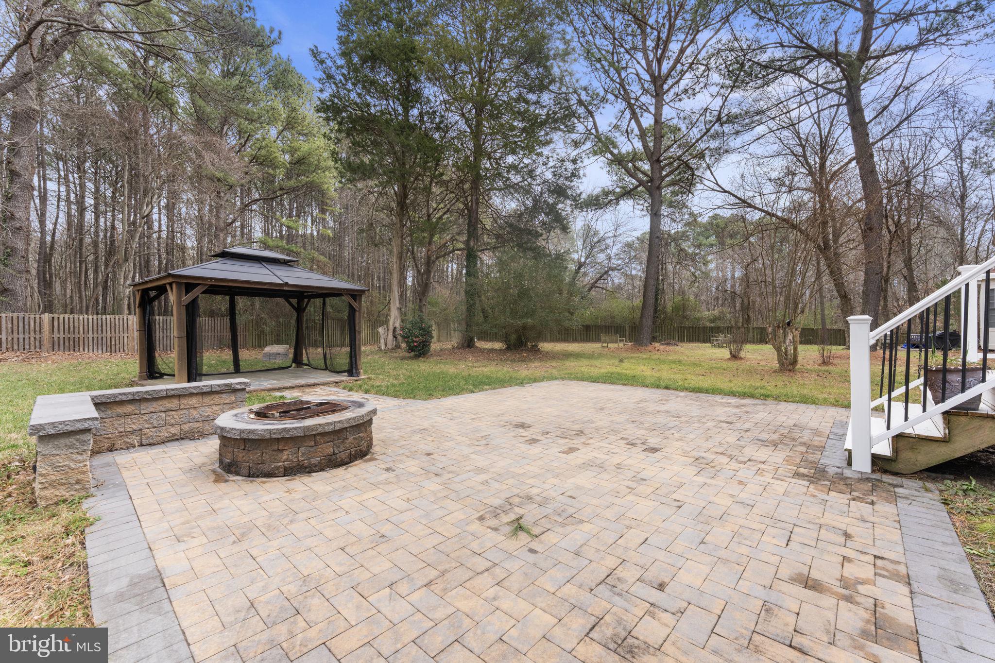 HARBOR POINT - Residential