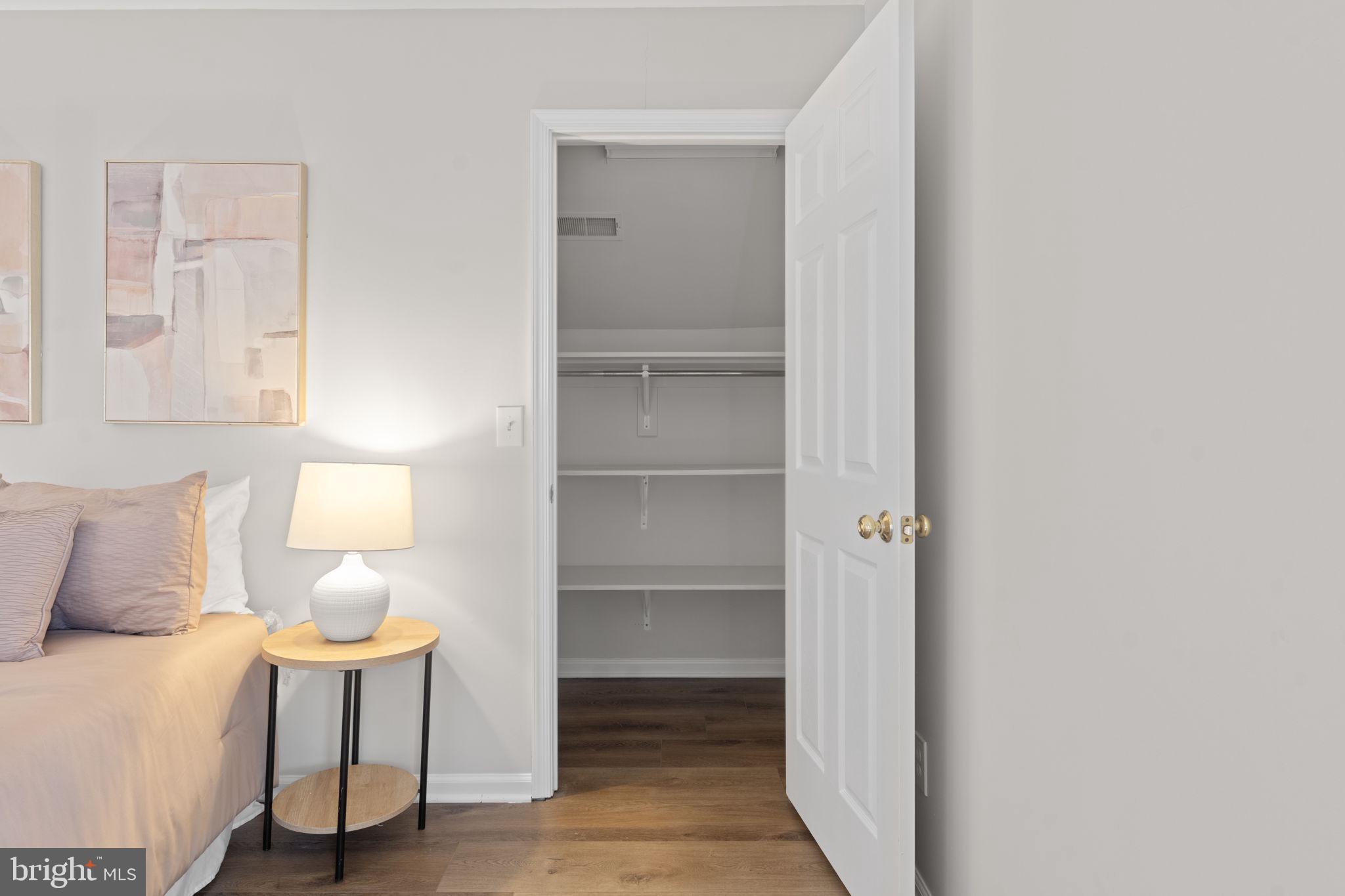 HARBOR POINT - Residential